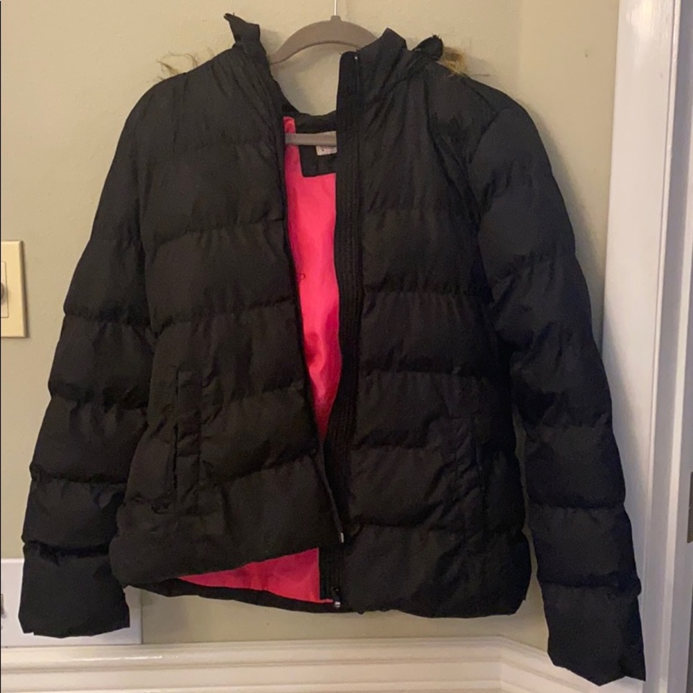 Black puffer jacket